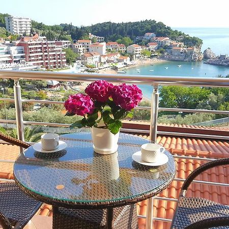 Apartments Rino Lux Sveti Stefan Bagian luar foto