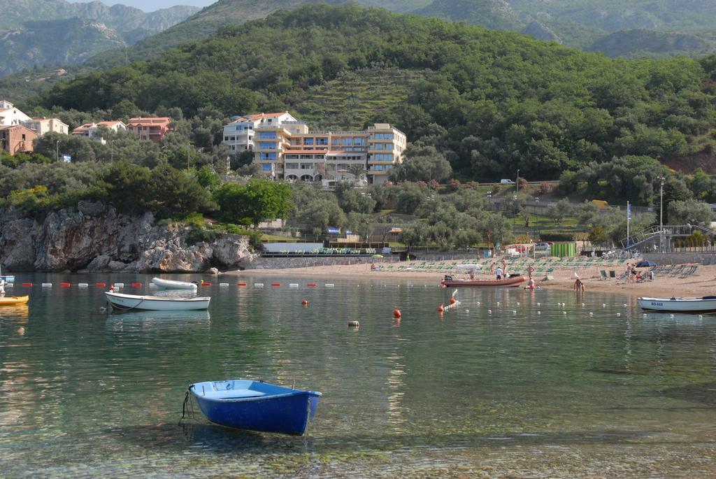 Apartments Rino Lux Sveti Stefan Bagian luar foto
