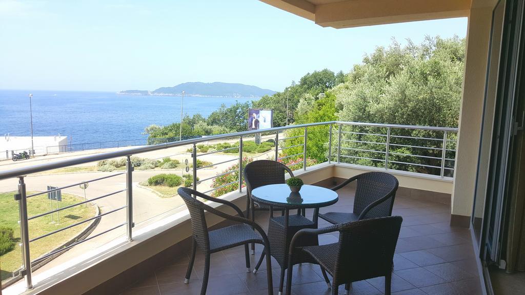 Apartments Rino Lux Sveti Stefan Bagian luar foto